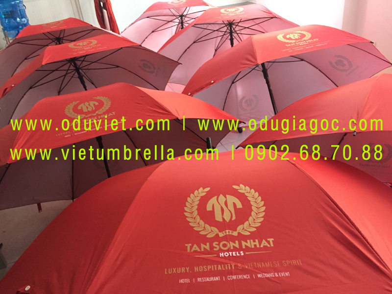 xưởng sản xuất ô dù cầm tay in logo quảng cáo